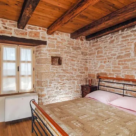 Zgrabljici Sleeps 10 Pool Air Con Wifi *